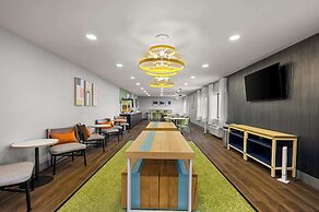 Spark by Hilton Fort Wayne