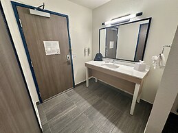 Spark by Hilton Fort Wayne