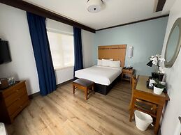 Majestic Hotel South Beach