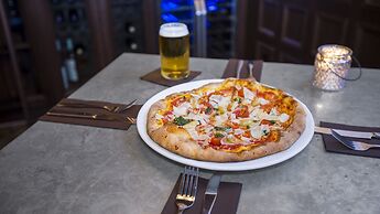 Q&C Hotel and Bar, New Orleans, Autograph Collection