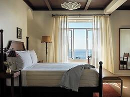 La Playa Hotel