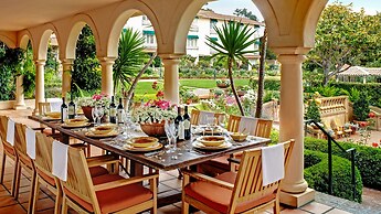 La Playa Hotel
