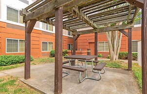 Extended Stay America Select Suites Atlanta Marietta Wildwoo