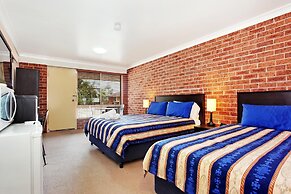 Lake Macquarie Motor Inn