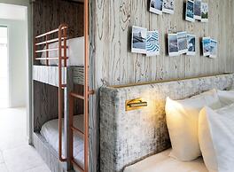 Riviera Beach Resort