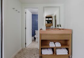Riviera Beach Resort