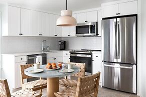 Riviera Beach Resort