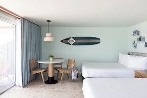 Riviera Beach Resort