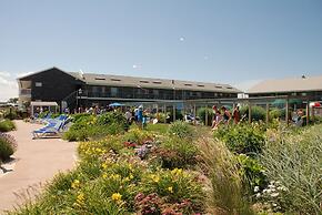 Riviera Beach Resort