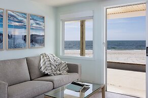 Riviera Beach Resort