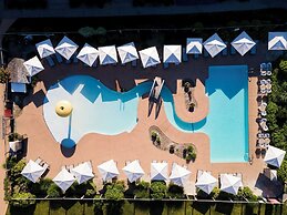 Riviera Beach Resort