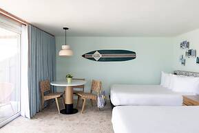 Riviera Beach Resort