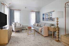 Riviera Beach Resort