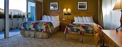 Weathervane Terrace Inn and Suites