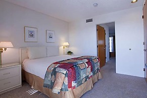 Weathervane Terrace Inn and Suites