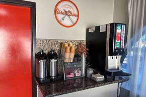 Howard Johnson by Wyndham National City/San Diego South