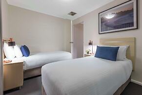 Oaks Sydney Goldsbrough Suites