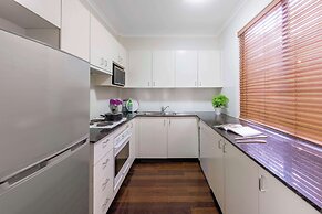 Oaks Sydney Goldsbrough Suites