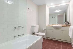 Oaks Sydney Goldsbrough Suites