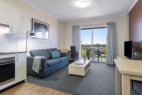 Oaks Sydney Goldsbrough Suites