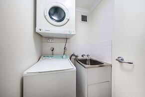 Oaks Sydney Goldsbrough Suites