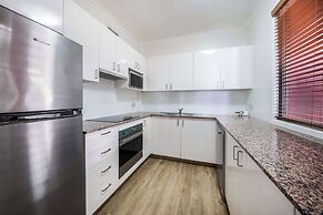 Oaks Sydney Goldsbrough Suites