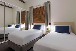 Oaks Sydney Goldsbrough Suites
