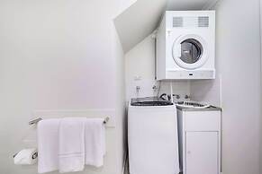 Oaks Sydney Goldsbrough Suites