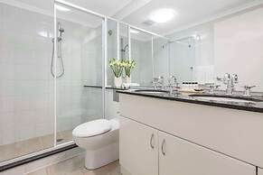 Oaks Sydney Goldsbrough Suites