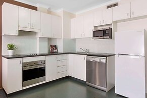 Oaks Sydney Goldsbrough Suites