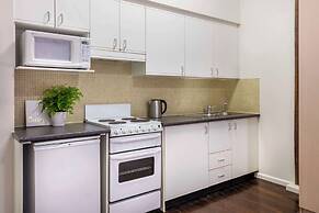 Oaks Sydney Goldsbrough Suites