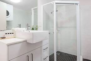 Oaks Sydney Goldsbrough Suites