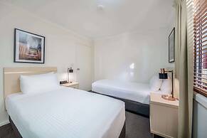 Oaks Sydney Goldsbrough Suites