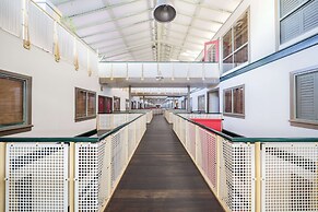 Oaks Sydney Goldsbrough Suites