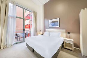 Oaks Sydney Goldsbrough Suites