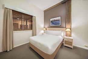 Oaks Sydney Goldsbrough Suites