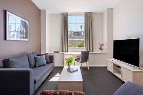 Oaks Sydney Goldsbrough Suites