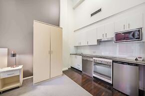 Oaks Sydney Goldsbrough Suites