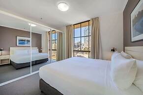 Oaks Sydney Goldsbrough Suites