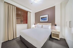 Oaks Sydney Goldsbrough Suites