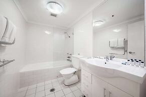 Oaks Sydney Goldsbrough Suites