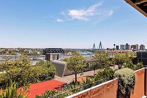 Oaks Sydney Goldsbrough Suites