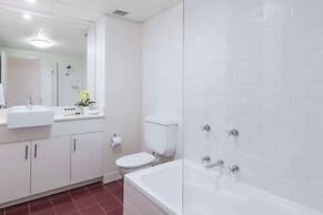 Oaks Sydney Goldsbrough Suites