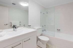 Oaks Sydney Goldsbrough Suites