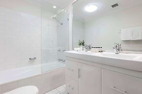 Oaks Sydney Goldsbrough Suites