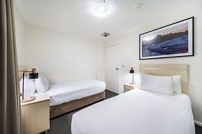 Oaks Sydney Goldsbrough Suites