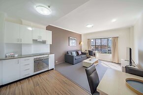 Oaks Sydney Goldsbrough Suites