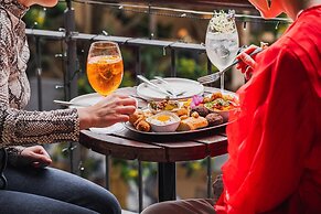 Harbour Rocks by Ode Hotels