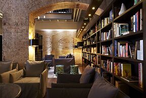 Harbour Rocks by Ode Hotels