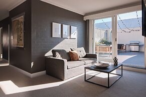 Harbour Rocks by Ode Hotels